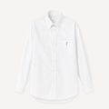 Collis Felixのホワイトの長袖ボタンダウンシャツを正面から撮影した商品画像。左胸ポケットにネイビーのブランドロゴが入っている。